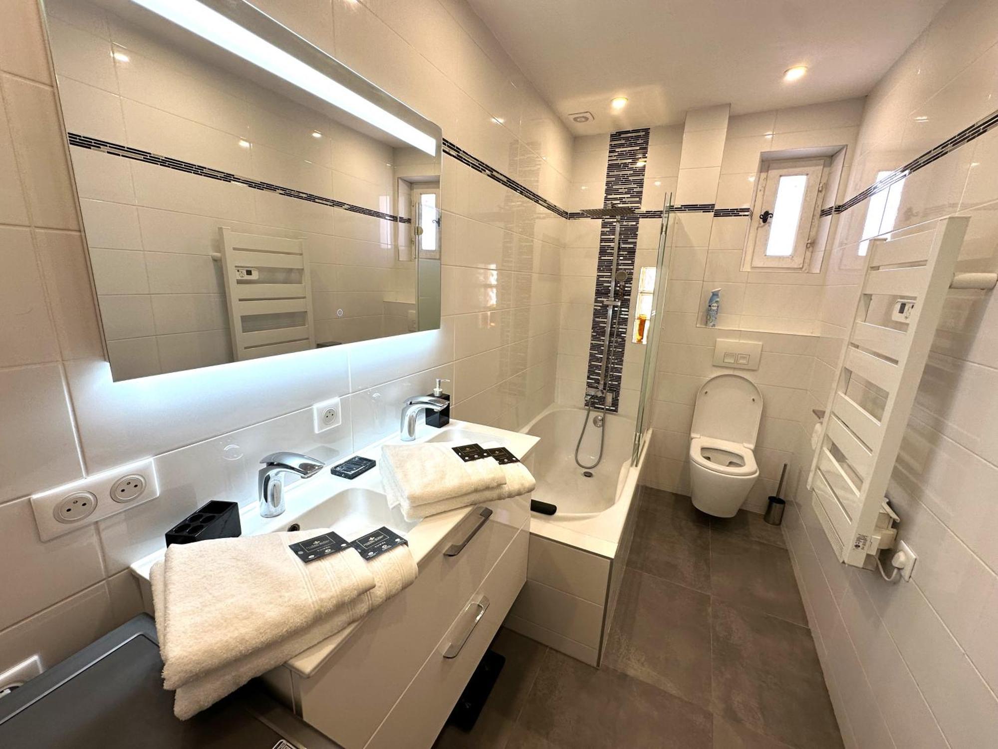 Appartement Vieux Village Villeneuve-Loubet Kültér fotó